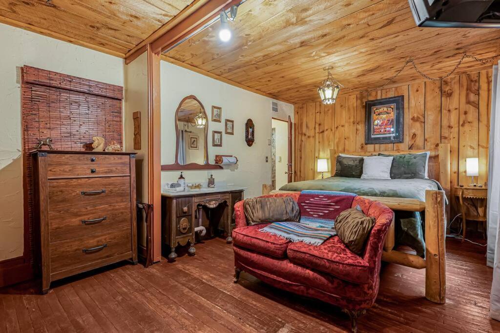 Cliff House Lodge And Hot Tub Cottages มอร์ริสัน ภายนอก รูปภาพ