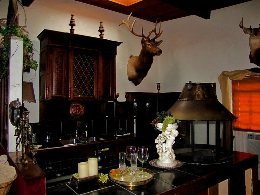 Cliff House Lodge And Hot Tub Cottages มอร์ริสัน ภายนอก รูปภาพ